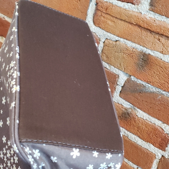 ThirtyOne lil blossom small bag - Picture 8 of 10